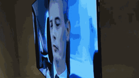 LG黑科技:双面OLED屏.gif LG黑科技:双面OLED屏.gif